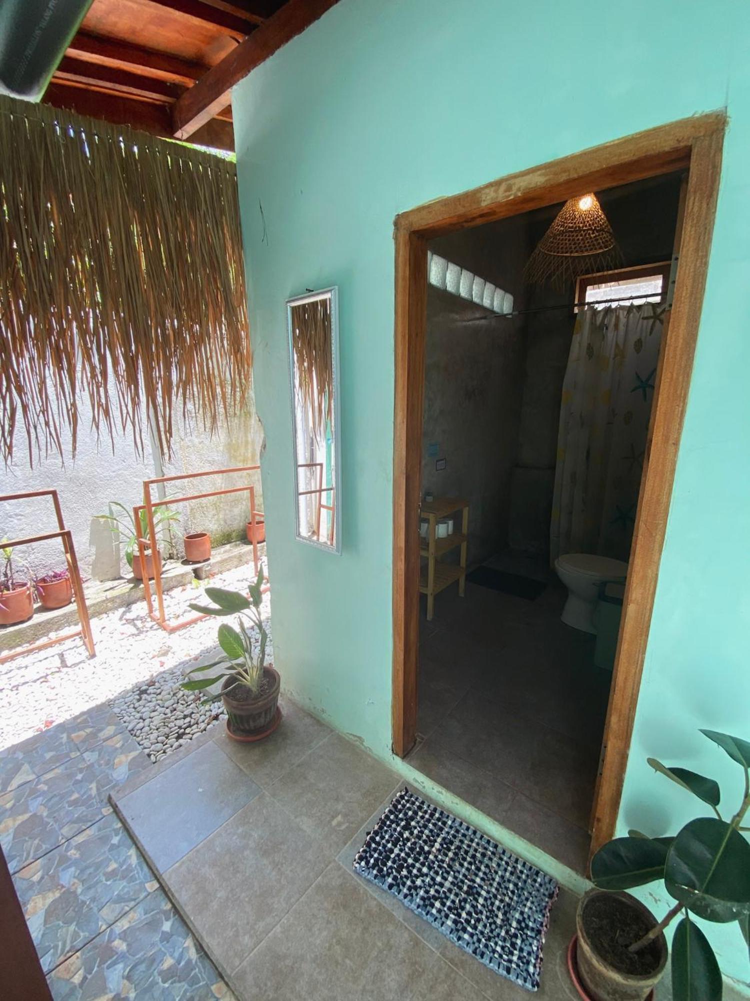 Secret Spot Surf And Stay Kuta  Exterior photo
