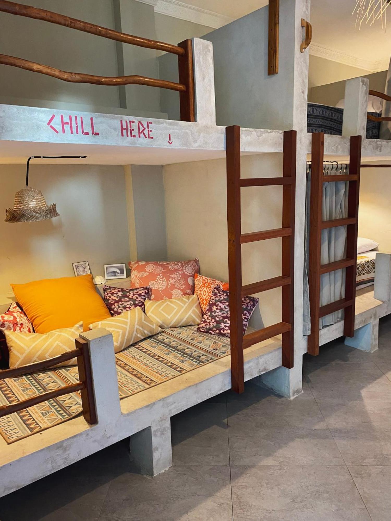 Secret Spot Surf And Stay Kuta  Exterior photo