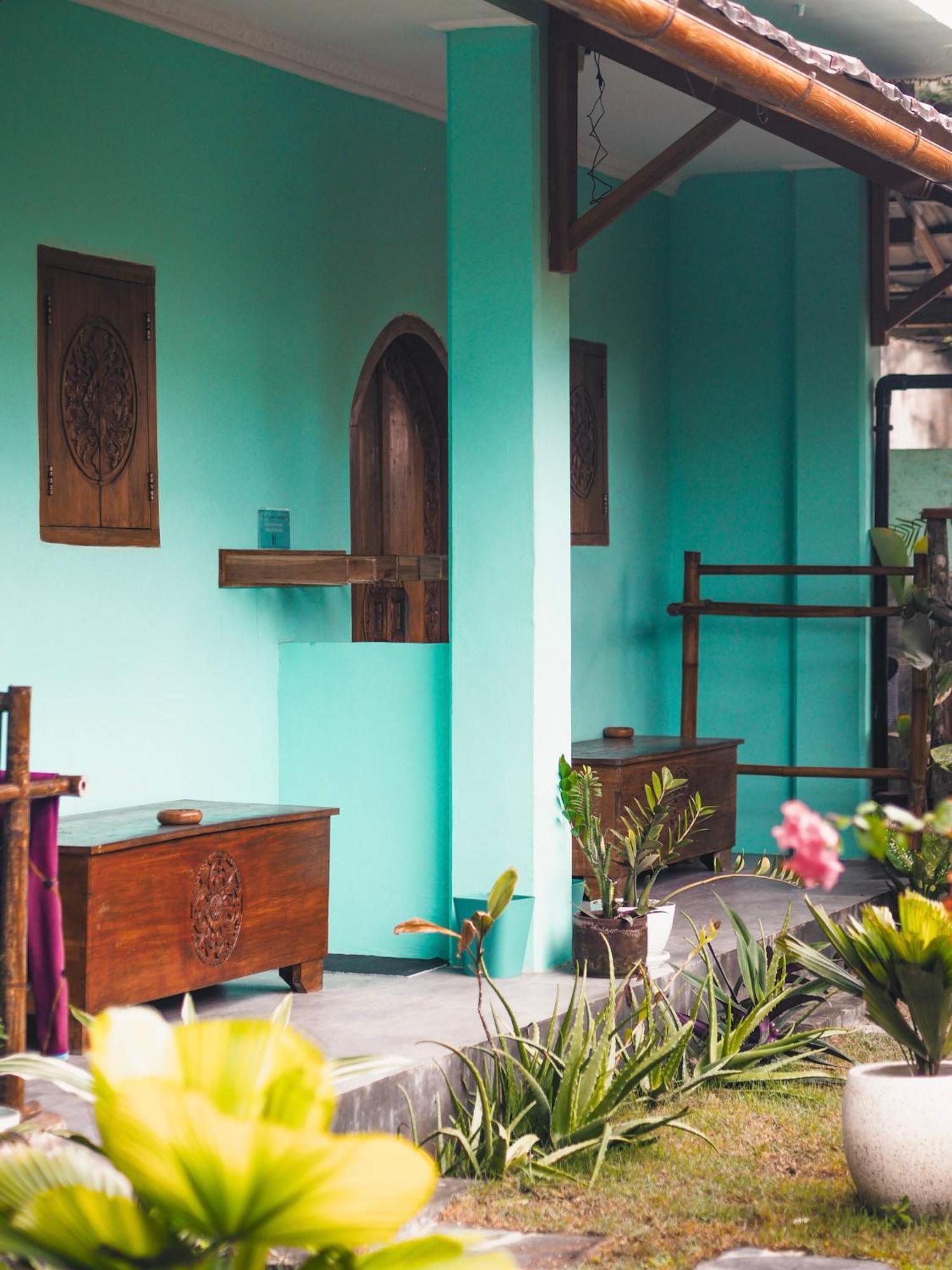 Secret Spot Surf And Stay Kuta  Exterior photo